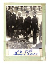 תמונה של תמונה של הרב גורן ושמעון פרס עם חתימתם - תשל"ד | 1976